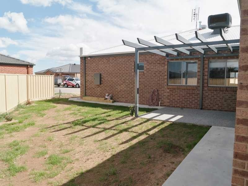 3/52 Bridlington Ave, Echuca VIC 3564