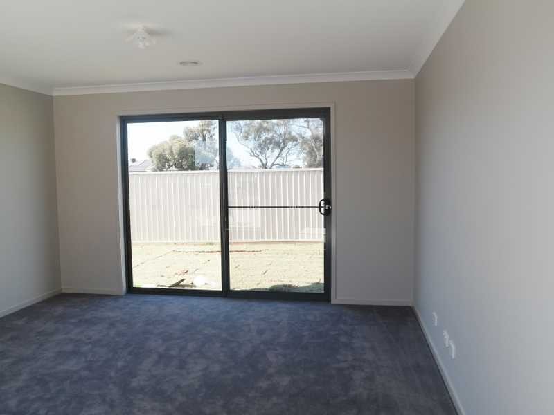 51 Bridlington Ave, Echuca VIC 3564