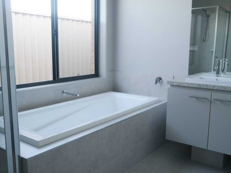 51 Bridlington Ave, Echuca VIC 3564