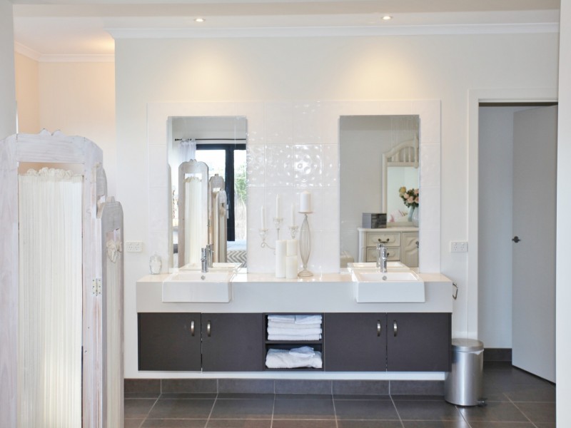 30 Declan Way, Echuca VIC 3564