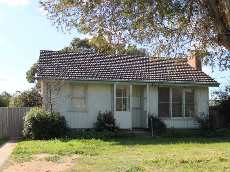 18 Freeman Street, Echuca VIC 3564