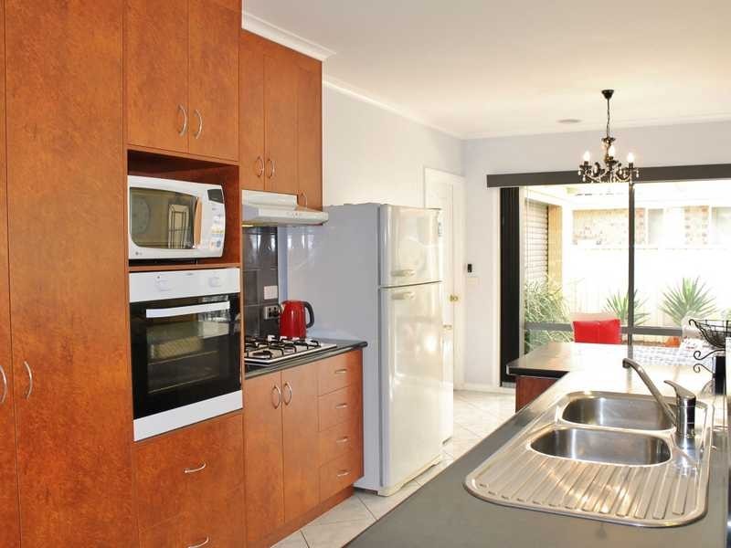 19 Glencoe Blvd, Moama NSW 2731
