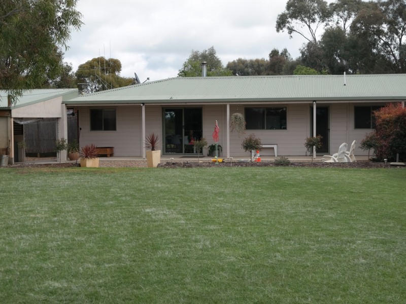 244 Farley Road, Echuca VIC 3564