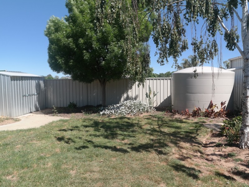 12 Glencoe Blvd, Moama NSW 2731