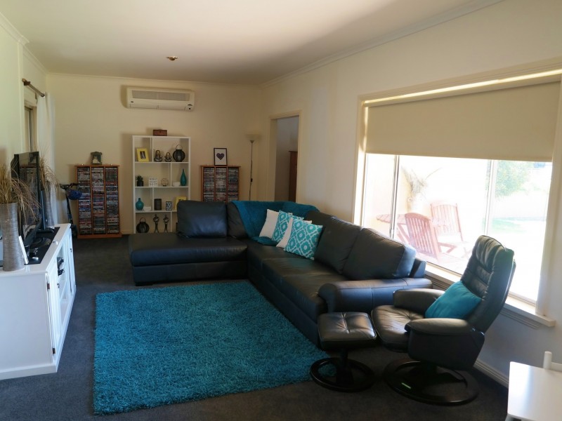 33 Regent Street, Moama NSW 2731