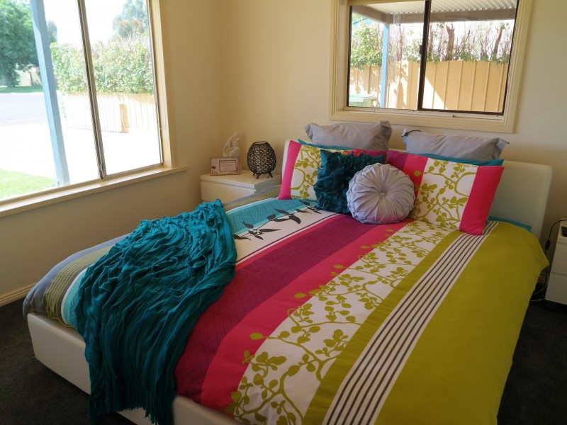 33 Regent Street, Moama NSW 2731