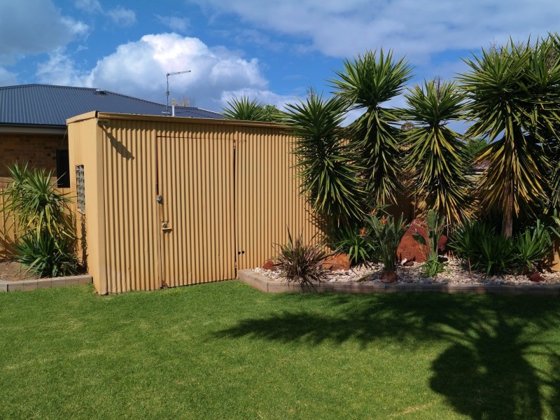 33 Regent Street, Moama NSW 2731