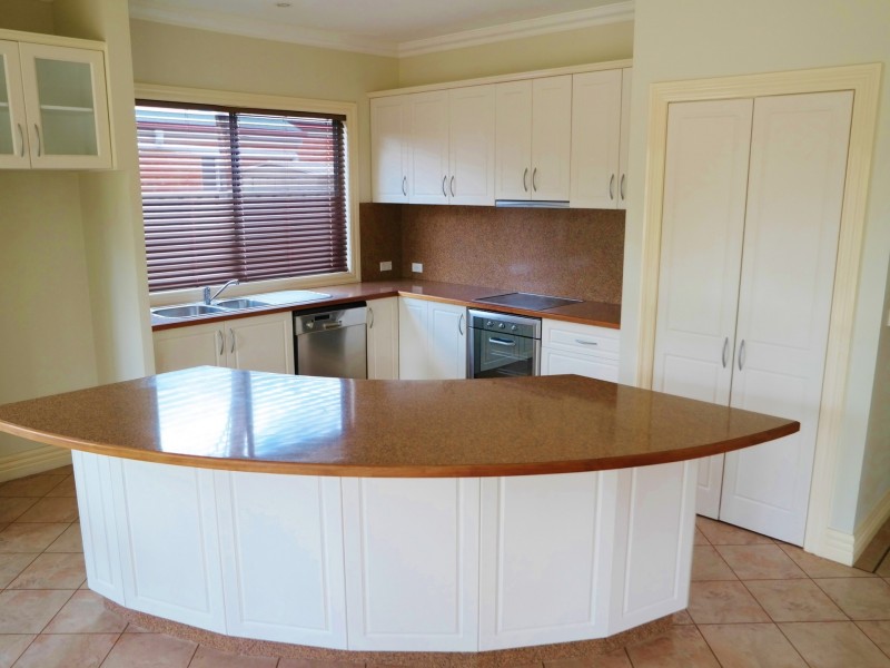 37 Kingfisher Drive, Moama NSW 2731