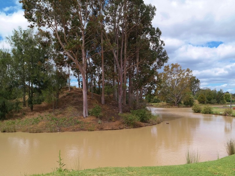 37 Kingfisher Drive, Moama NSW 2731