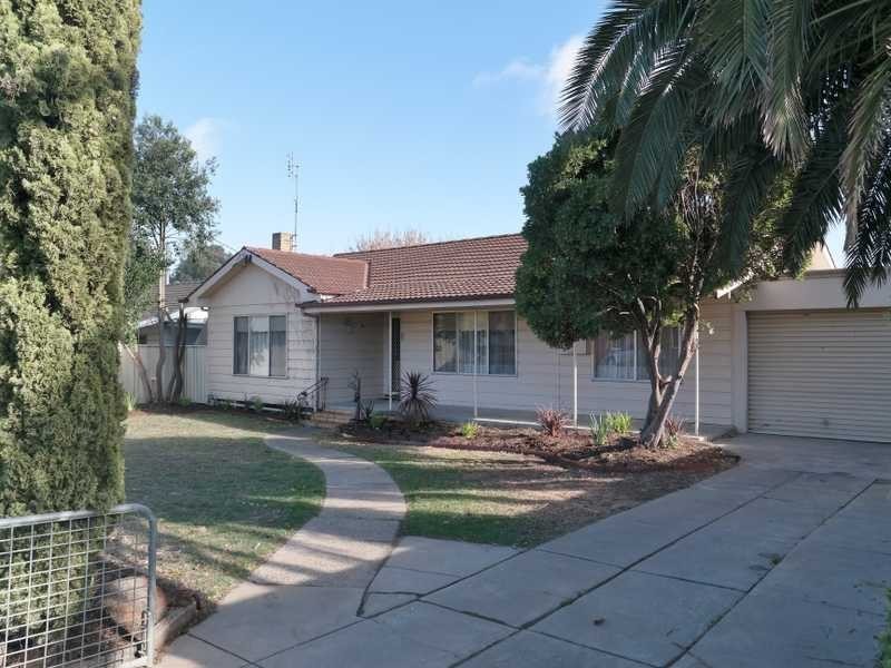 8 Warren Street, Echuca VIC 3564