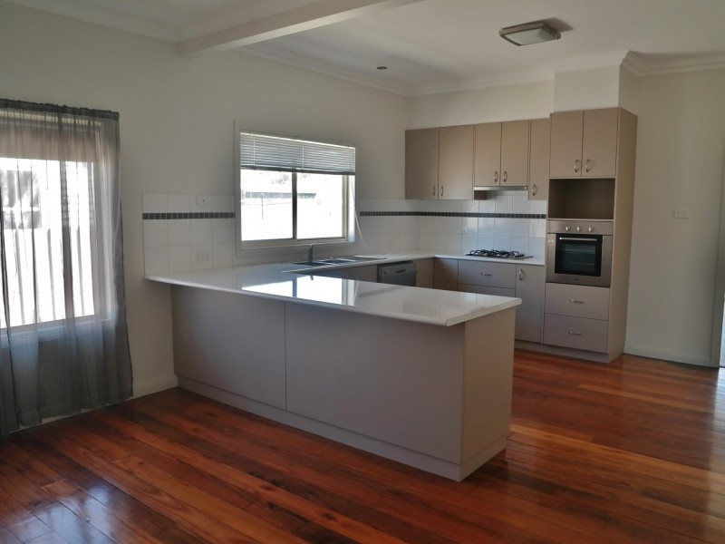 14 Hopetoun Street, Rochester VIC 3561