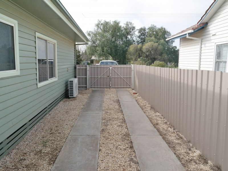 14 Hopetoun Street, Rochester VIC 3561