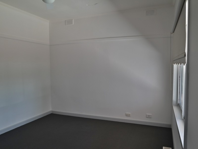 17 Regent Street, Moama NSW 2731