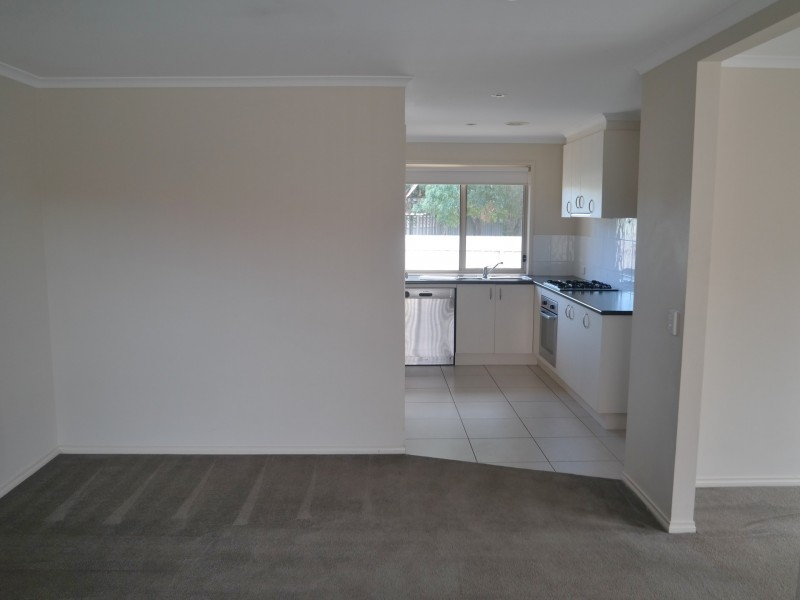 Unit 2/32 Regent Street, Moama NSW 2731