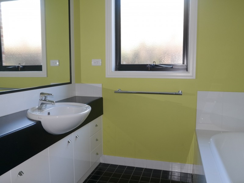 4 Blue Gum Ct, Moama NSW 2731