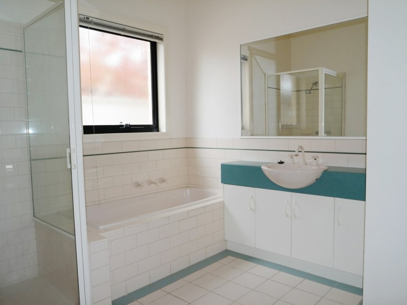 9 Ibis Way, Moama NSW 2731