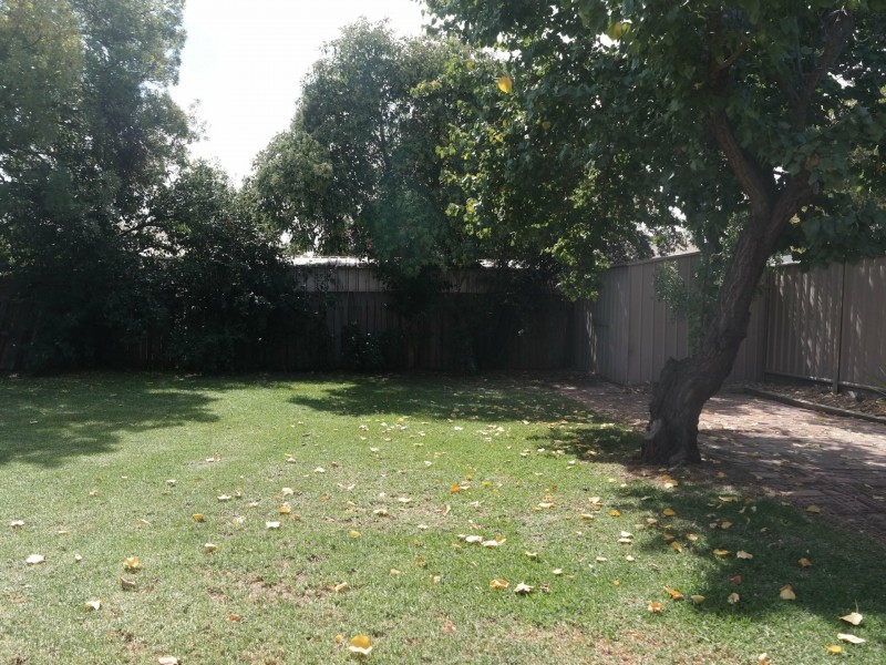 10 Regent Street, Moama NSW 2731