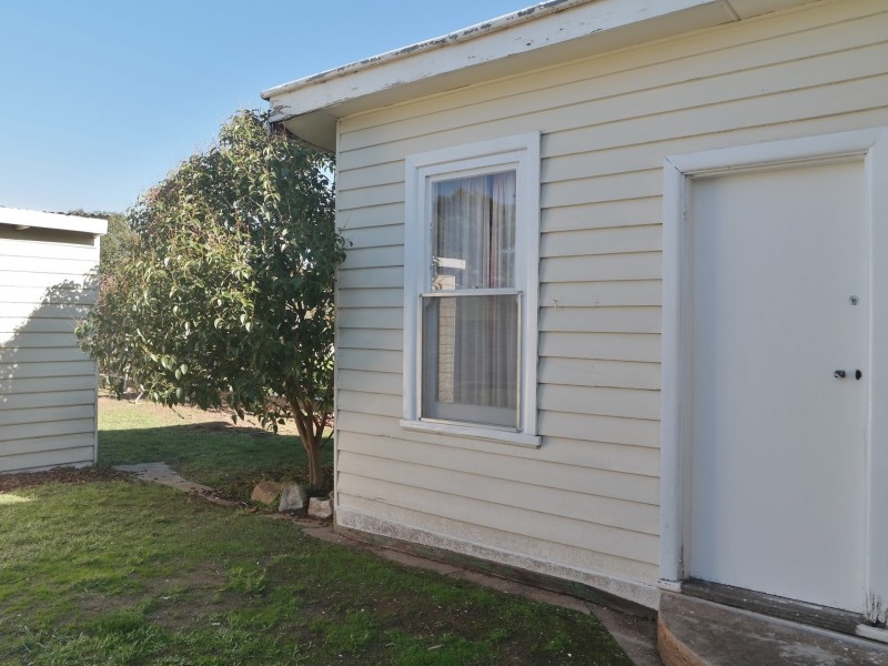 19 Echuca Street, Moama NSW 2731