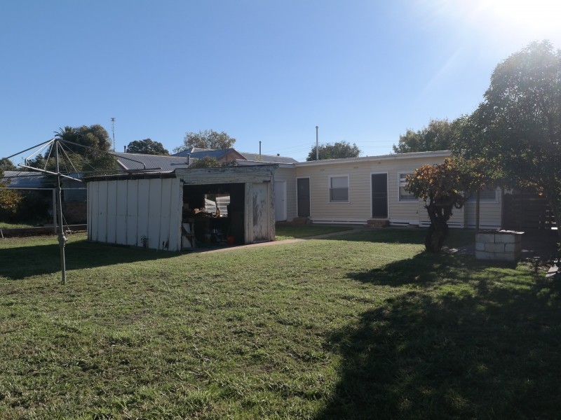 19 Echuca Street, Moama NSW 2731