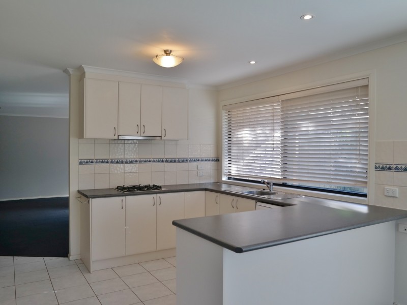 27 Woodlands Circut, Echuca VIC 3564