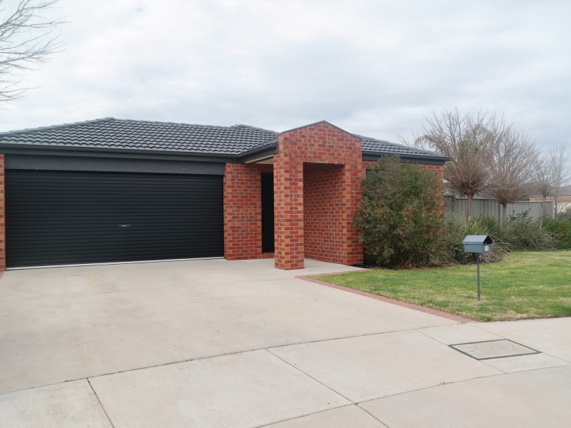 10 Wren Court, Echuca VIC 3564