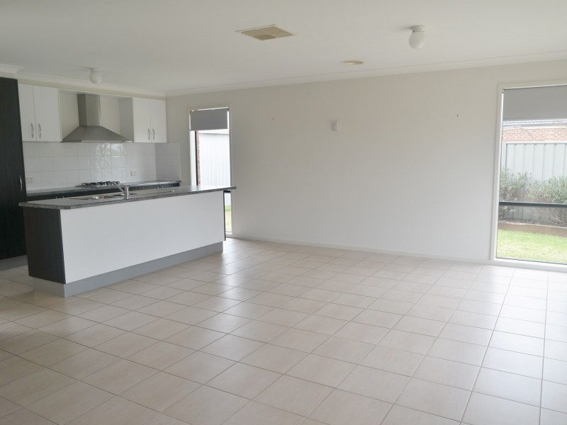 10 Wren Court, Echuca VIC 3564