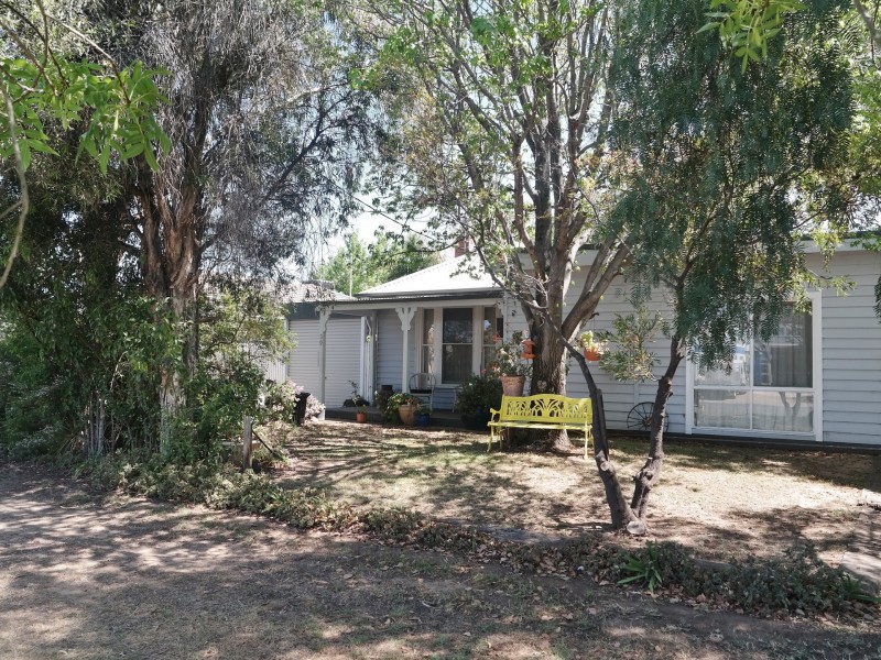 39 Hovell Street, Echuca VIC 3564
