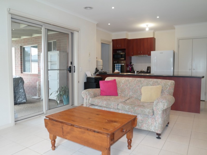 2/2 Riverina Parade, Echuca VIC 3564