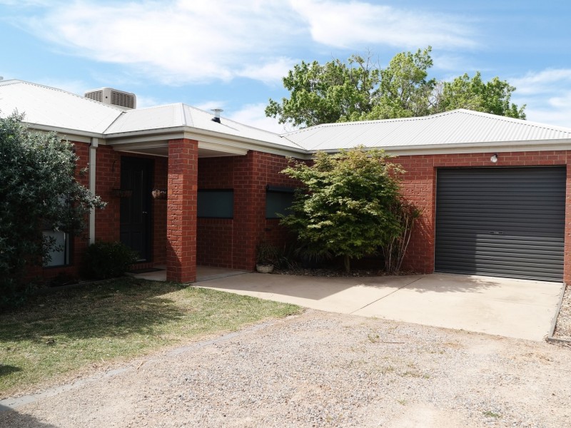 2/23 Kinsey Street, Moama NSW 2731
