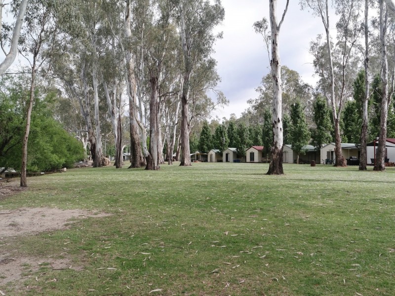Cabin 26, Tarragon Road, Mathoura NSW 2710