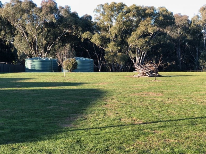 23 Chelsworth Drive, Echuca VIC 3564