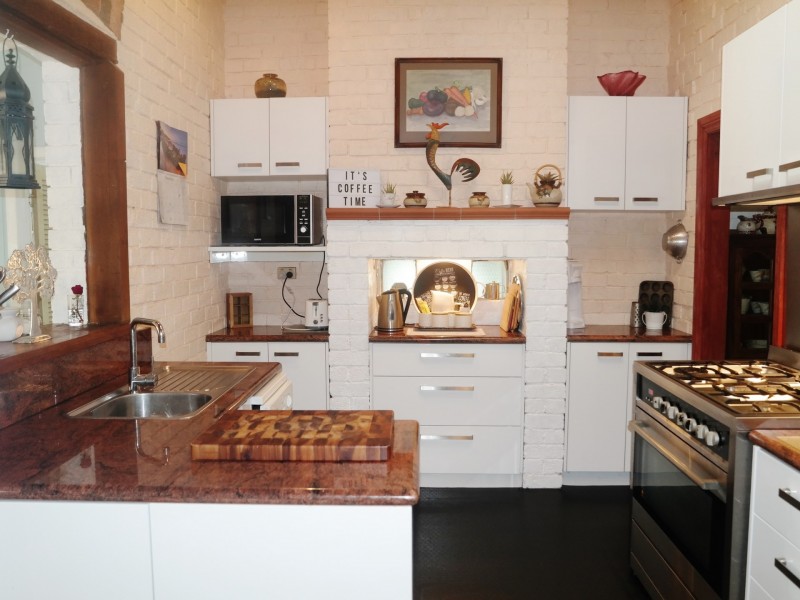 16 Echuca Road, Rochester VIC 3561