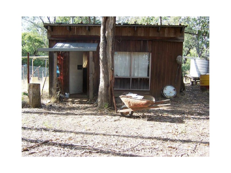 35 Bushmans Crescent, Drummond VIC 3461