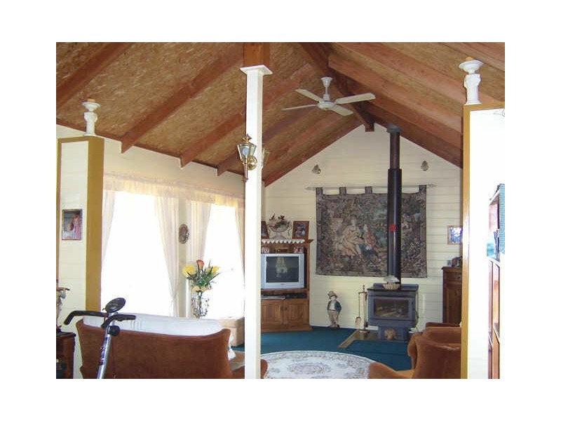 9 Browns Court, Kyneton VIC 3444