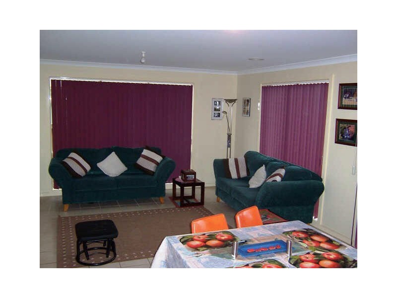 4 Mayfair Way, Kyneton VIC 3444