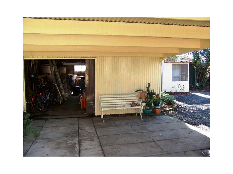 23 Lauriston Street, Kyneton VIC 3444