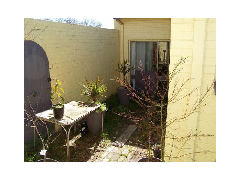 4 Bowen Street, Kyneton VIC 3444