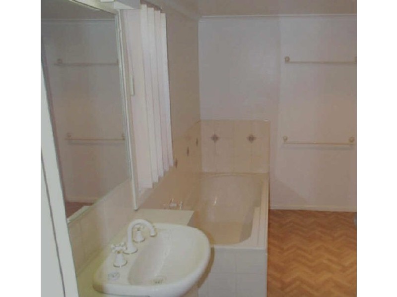 37 Hutton Street, Kyneton VIC 3444