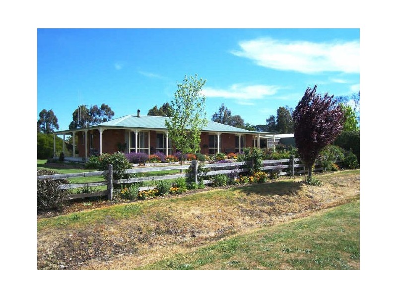 21 Service Street, Malmsbury VIC 3446