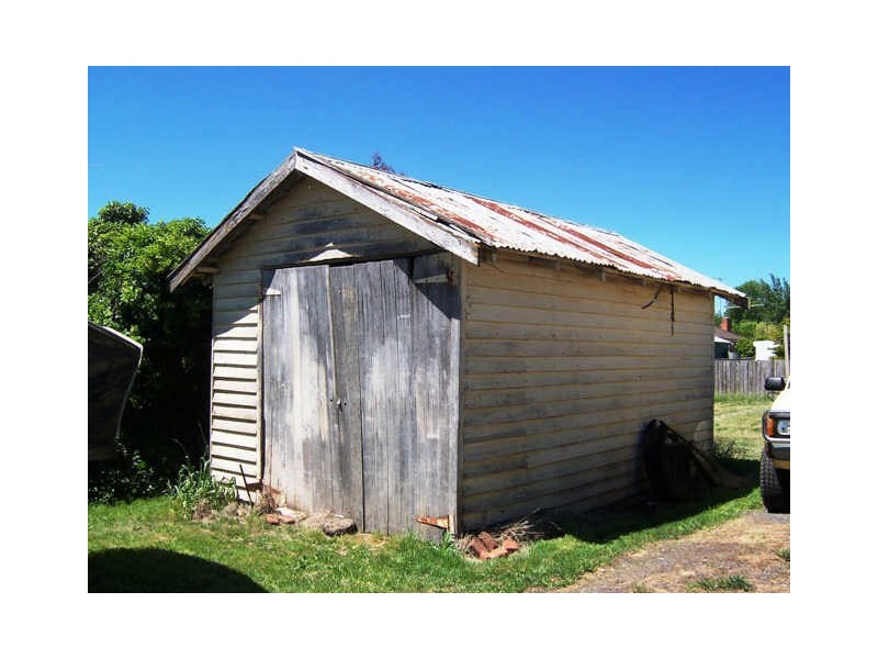 16 Edgecombe Street, Kyneton VIC 3444