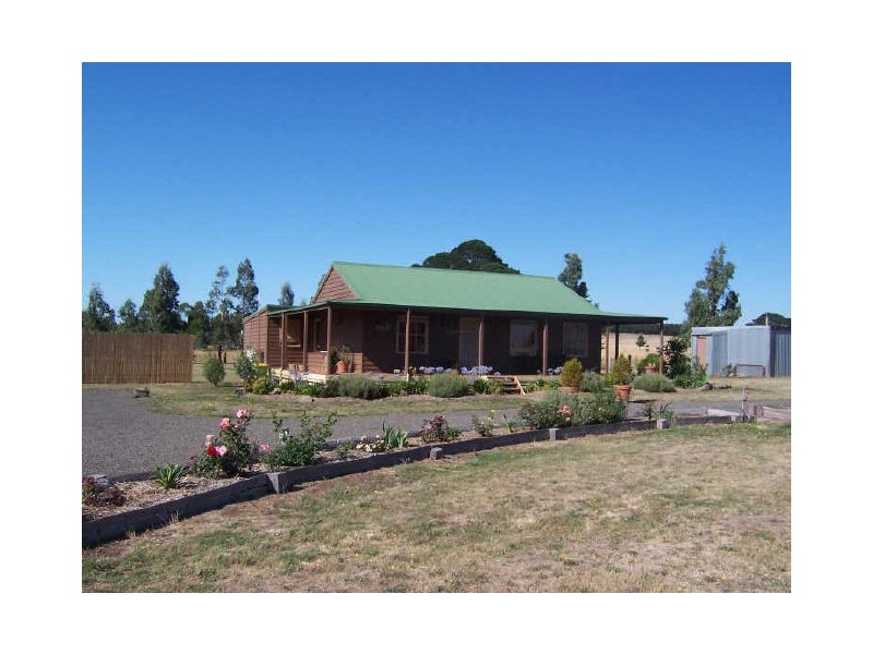 37 Service Street, Malmsbury VIC 3446