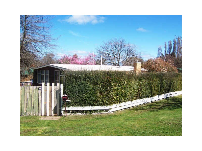 18 Maxwell Street, Kyneton VIC 3444