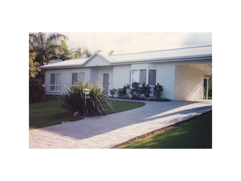 48 Bathurst Drive, Bentley Park QLD 4869