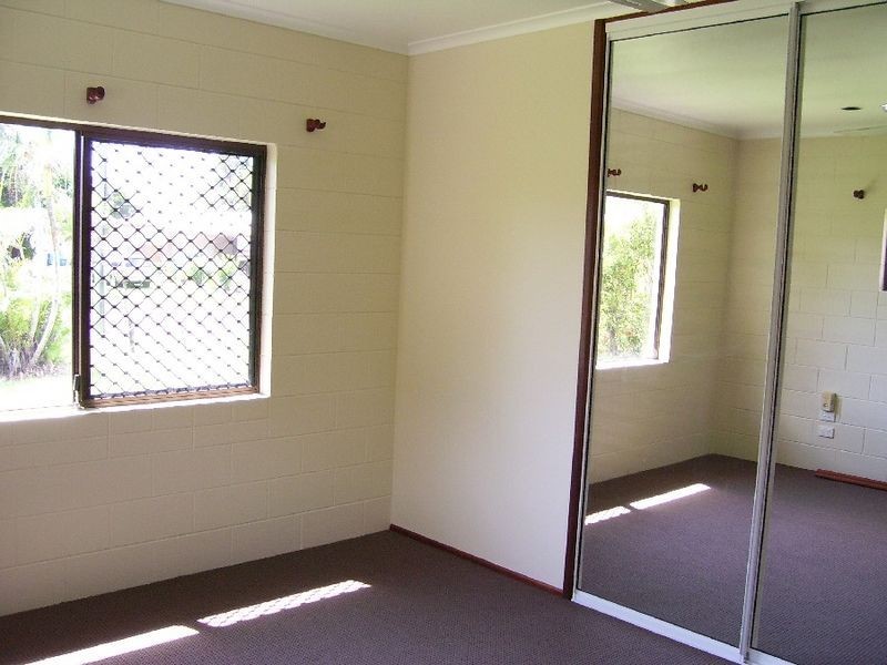 15 Lenora Close, Woree QLD 4868