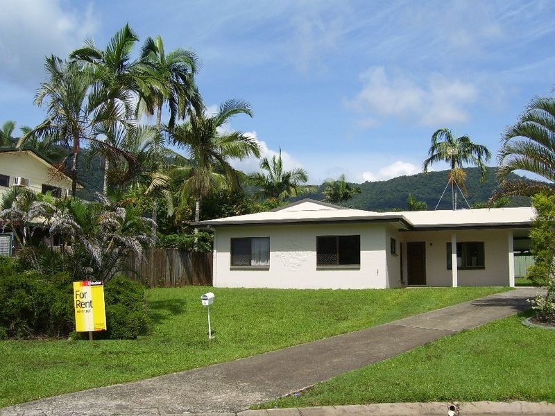 15 Lenora Close, Woree QLD 4868
