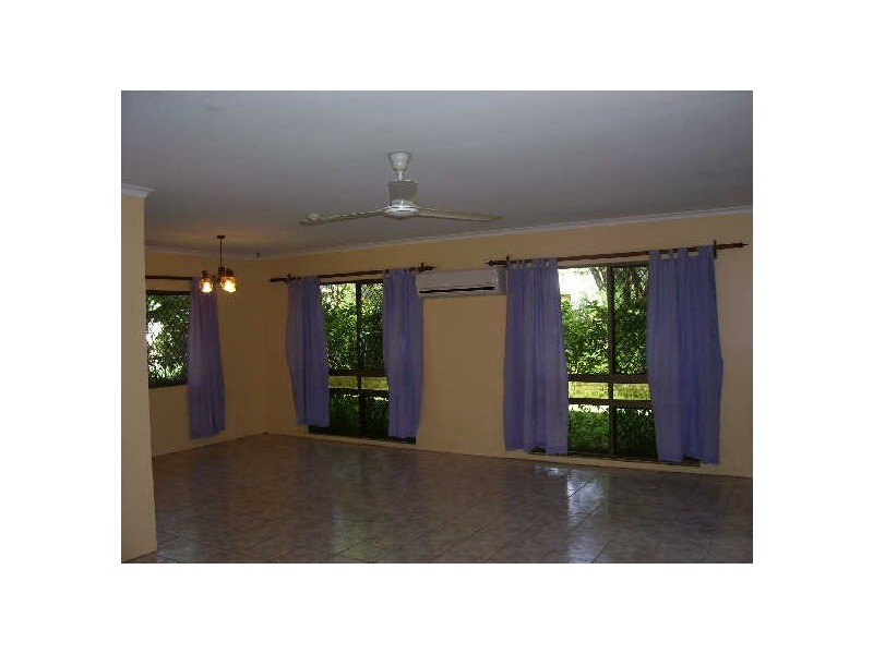 24 Wirrah Street, Bayview Heights QLD 4868