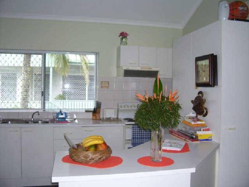 8/23 Balaclava Road, Aeroglen QLD 4870