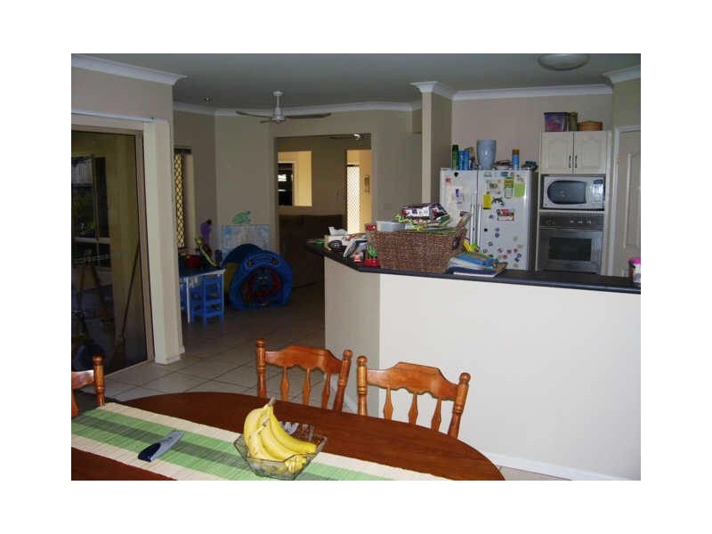 12 St Albans Close, Brinsmead QLD 4870