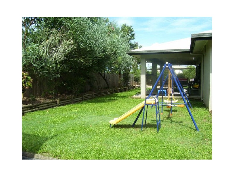 22 Pollock Close, Bentley Park QLD 4869