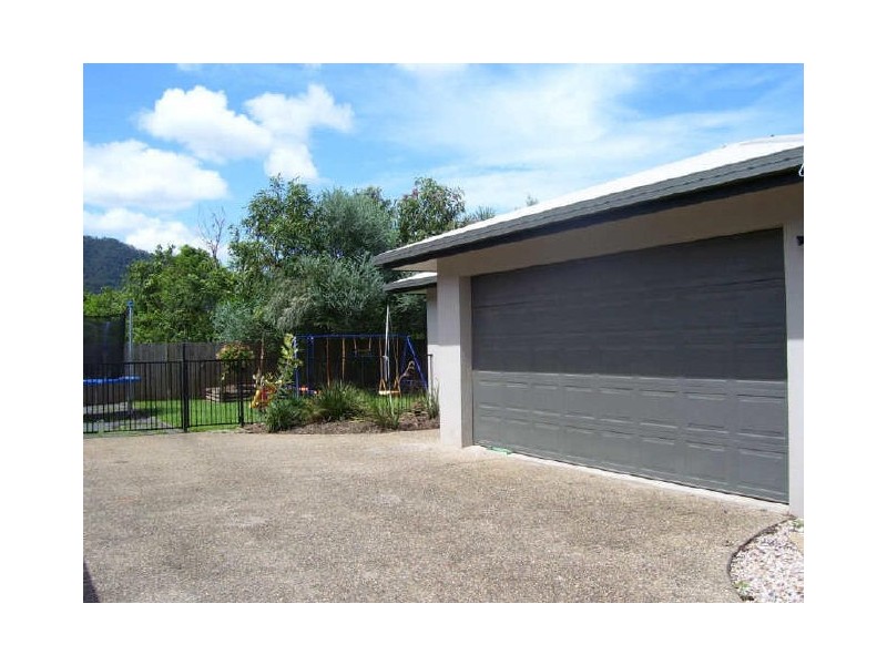 22 Pollock Close, Bentley Park QLD 4869